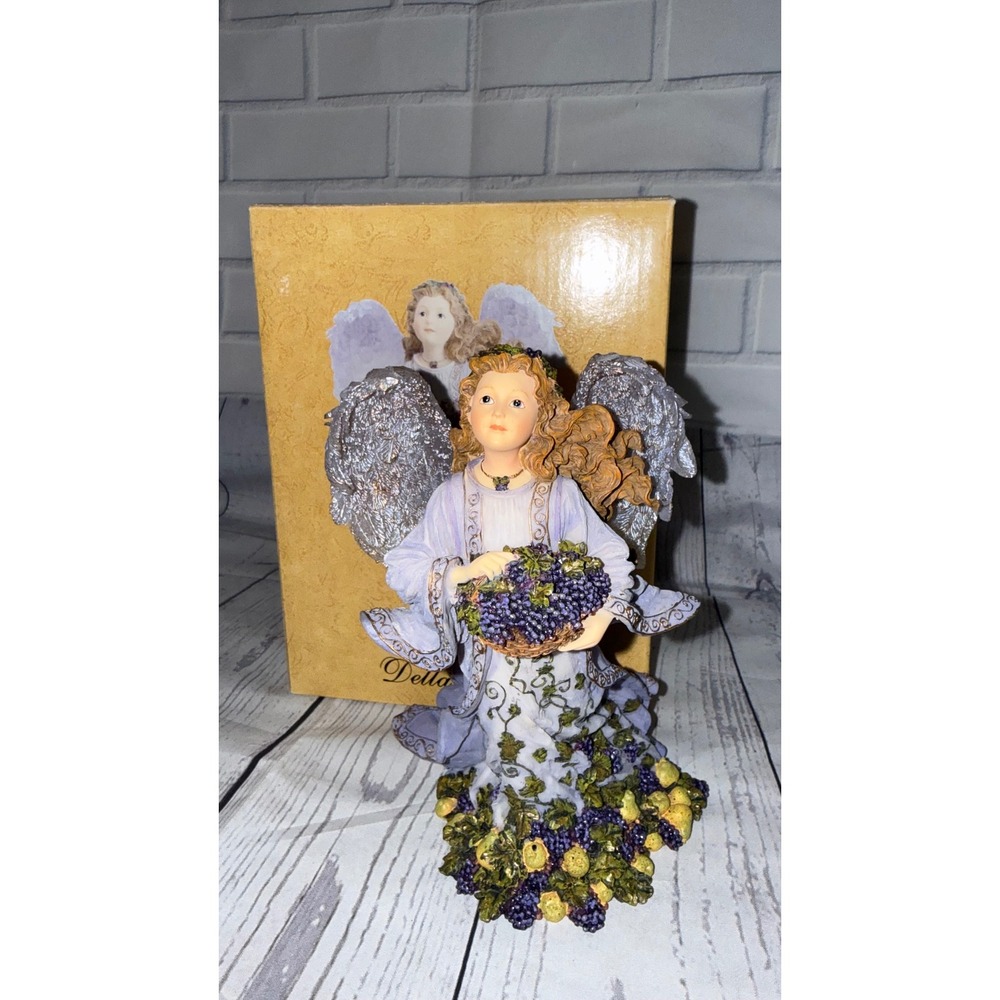 Boyds Collection Charming Angels Della Robia Guardian Abundance 28230 Figurine